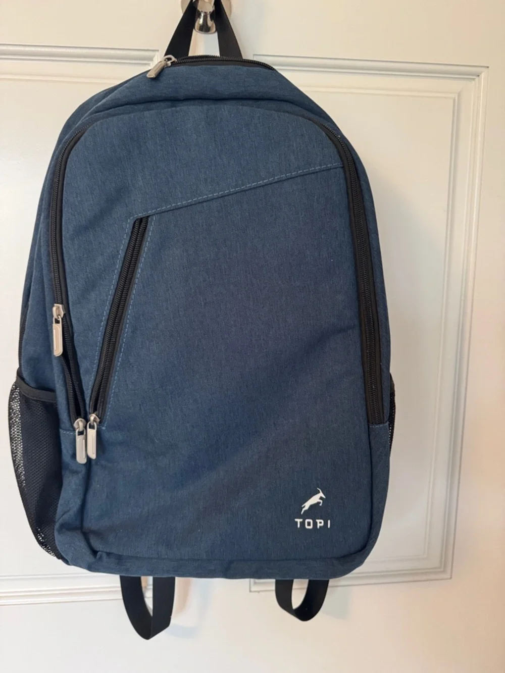 NWOT Unisex Topi Navy Backpack